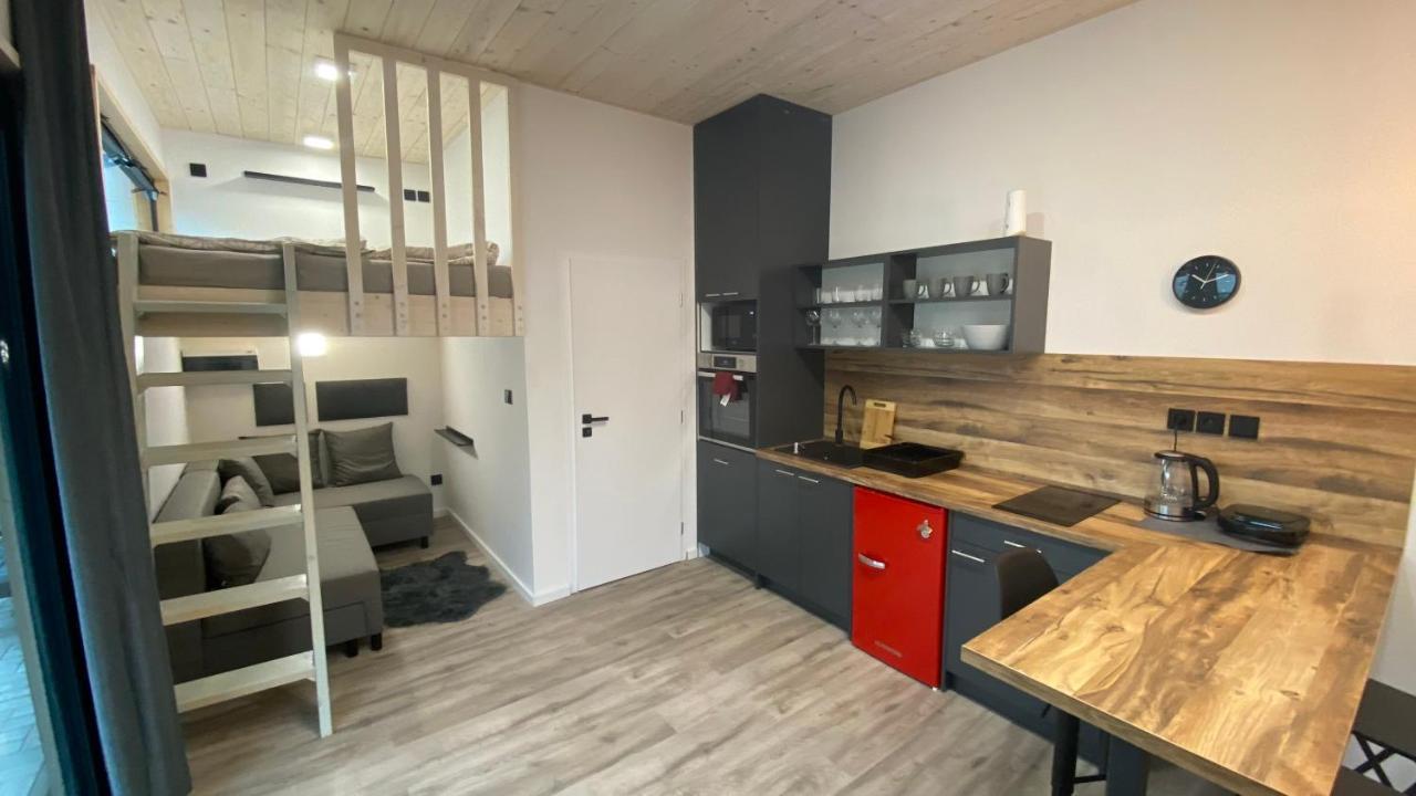 Апартаменти Tiny House Пардубіце Екстер'єр фото
